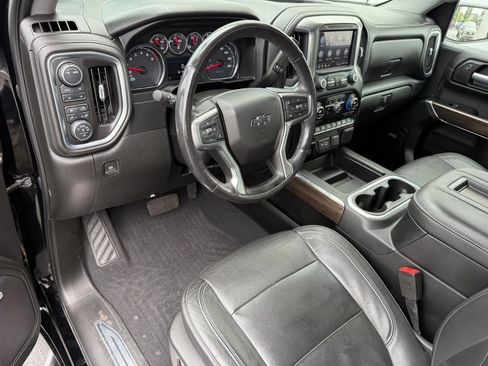 Used 2020 Chevrolet Silverado 1500 LT Trail Boss AWD/4WD image 12