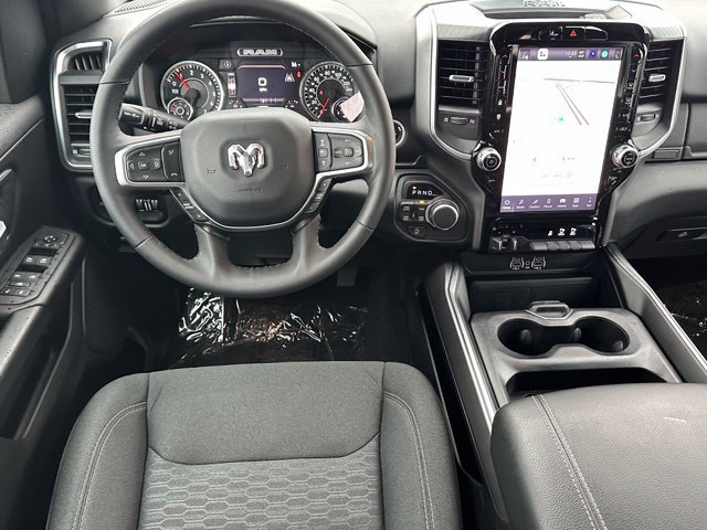 Used 2025 RAM 1500 Big Horn AWD/4WD image 13