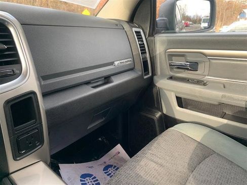 Used 2016 RAM 1500 Big Horn image 34
