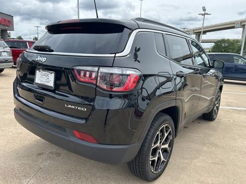 Used 2025 Jeep Compass Limited AWD/4WD image 15