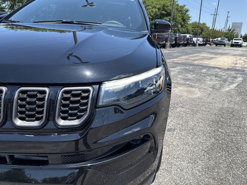 Used 2025 Jeep Compass Limited w/ High Altitude Package AWD/4WD image 5