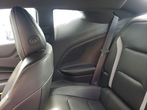 Used 2018 Chevrolet Camaro SS w/ LPO RS/SS Interior Package image 16