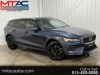 Used 2020 Volvo V60 T5 Cross Country w/ Protection Package Premier video 1