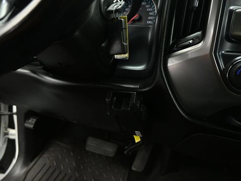 Used 2018 Chevrolet Silverado 1500 LT w/ All Star Edition RWD image 15