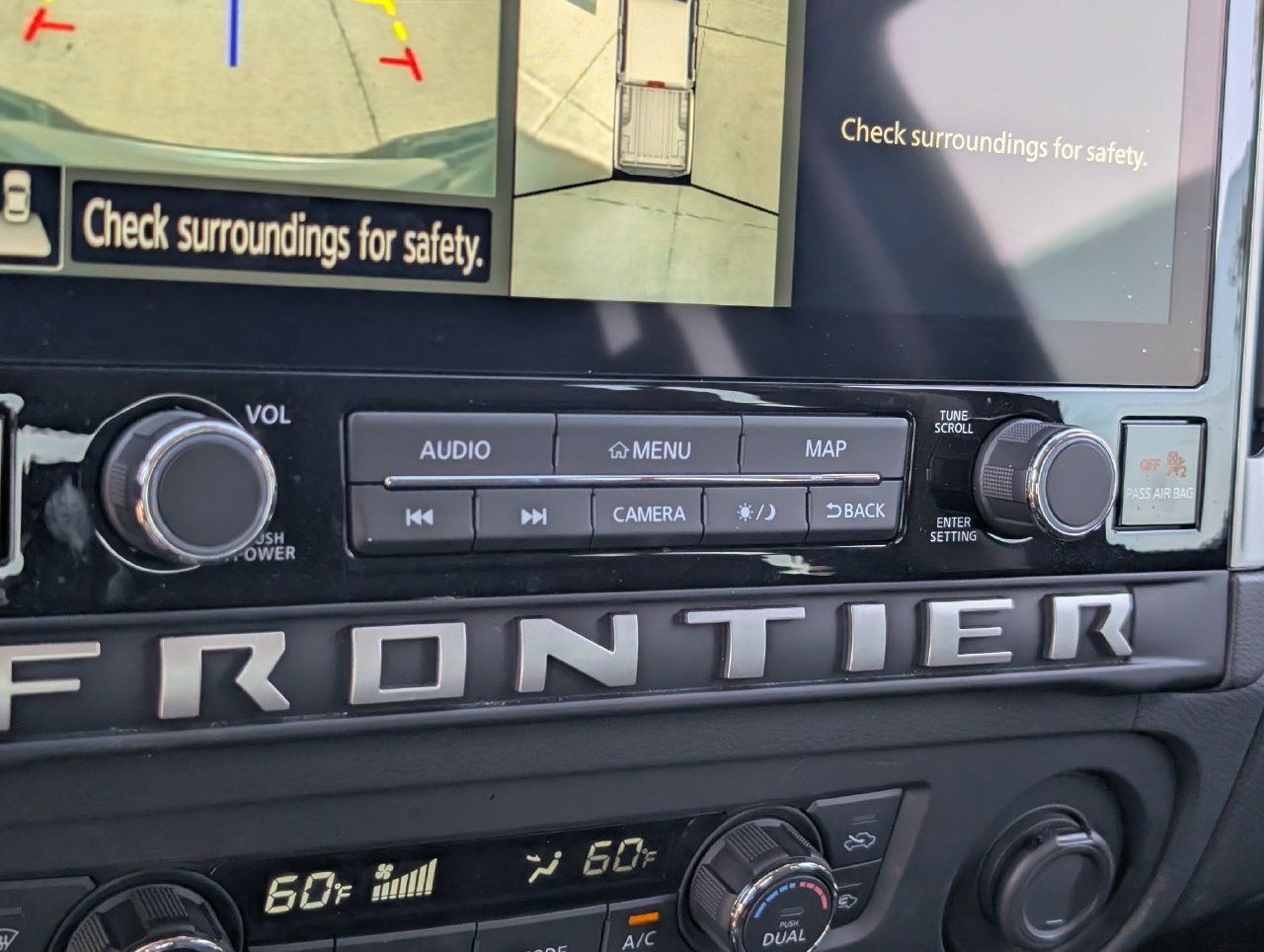Certified 2025 Nissan Frontier SL RWD image 15