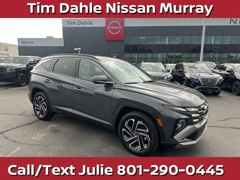 Used 2025 Hyundai Tucson Limited AWD/4WD image 1