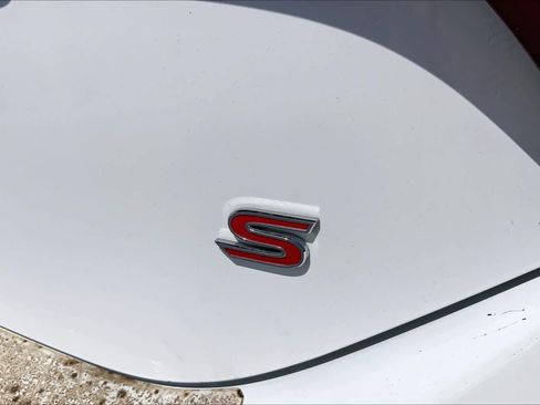 Used 2015 Toyota Corolla S FWD image 10