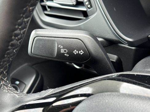 Used 2023 Ford Escape Platinum AWD/4WD image 36