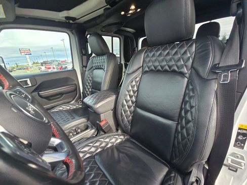 Used 2020 Jeep Gladiator Rubicon w/ LED Lighting Group image 25