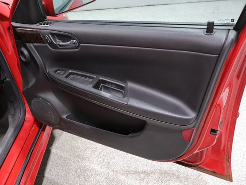 Used 2012 Chevrolet Impala LT w/ LT Sunroof Package FWD image 24