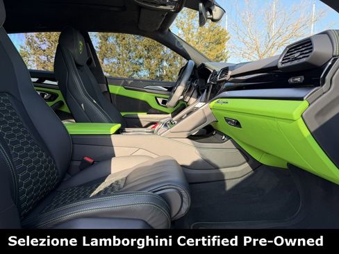 Used 2021 Lamborghini Urus image 33