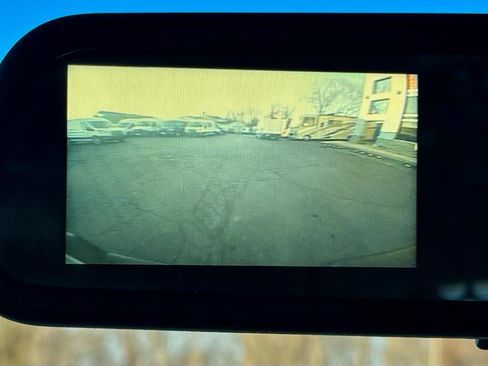 Used 2020 GMC Savana 2500 Extended w/ Driver Convenience Package image 22