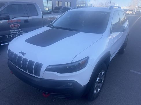 Used 2019 Jeep Cherokee Trailhawk w/ Comfort/Convenience Group image 3