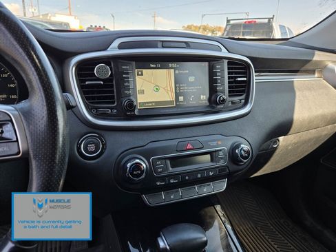 Used 2020 Kia Sorento SX image 9