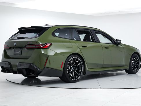 Used 2026 BMW M5 Touring w/ M Driver's Package AWD/4WD image 5