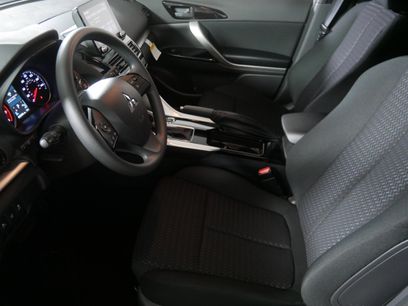 New 2025 Mitsubishi Eclipse Cross LE