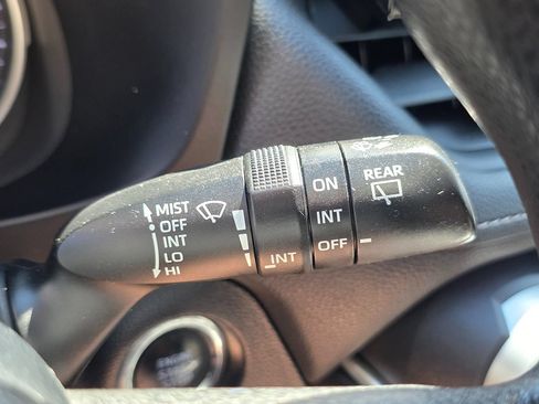 Used 2019 Toyota RAV4 XLE FWD image 45