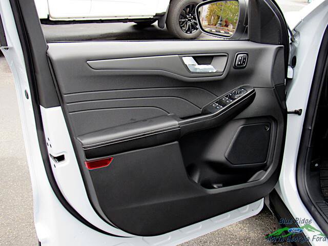 New 2025 Ford Escape Active w/ Active Premium Tech Pack AWD/4WD image 10