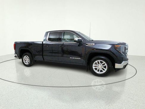 Used 2023 GMC Sierra 1500 SLE w/ Enhanced Capability Package AWD/4WD image 10
