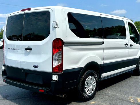 Used 2021 Ford Transit 150 XL image 5