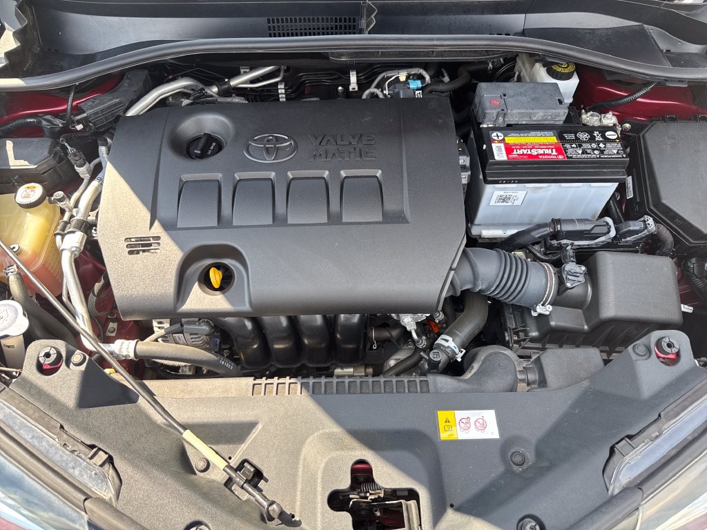 Certified 2019 Toyota C-HR XLE FWD image 33