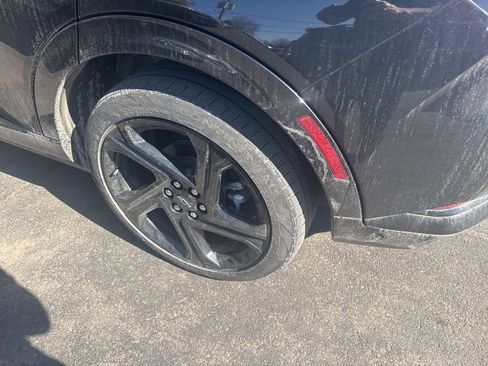 Used 2024 Chevrolet Equinox EV RS image 8