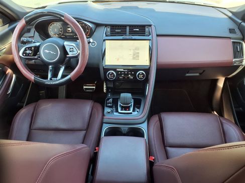 Used 2024 Jaguar E-PACE R-Dynamic SE AWD/4WD image 17