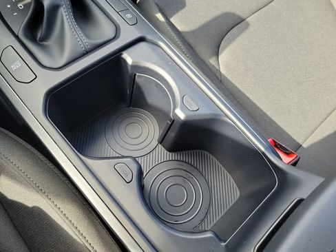 New 2026 Kia K4 LXS image 25