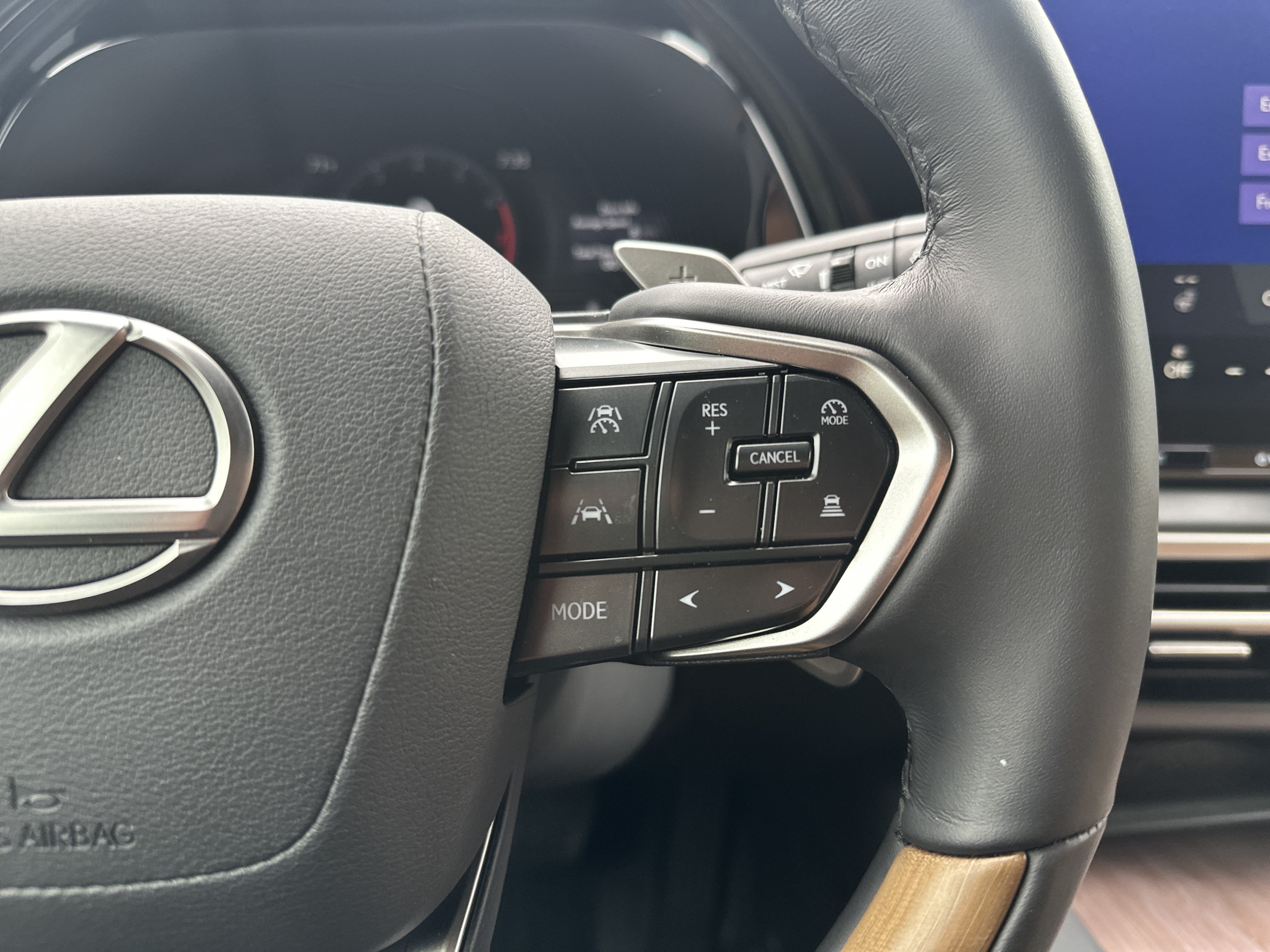 Certified 2025 Lexus RX 350 Premium w/ Convenience Package AWD/4WD image 20