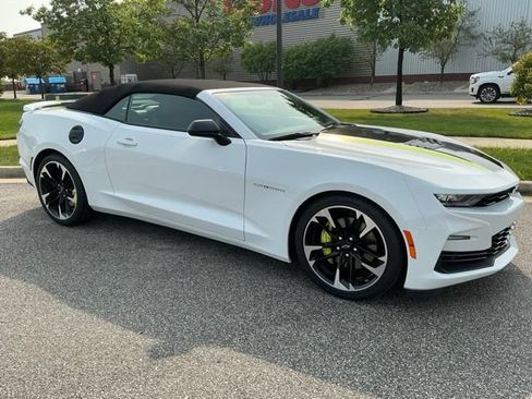 Used 2023 Chevrolet Camaro SS RWD image 2