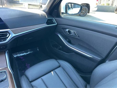 Used 2021 BMW 330i Sedan w/ Convenience Package image 18