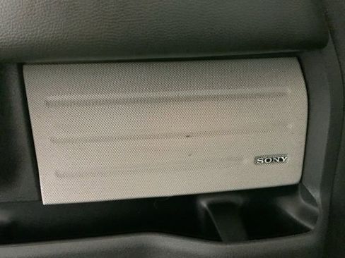 Used 2013 Ford F150 Platinum image 22