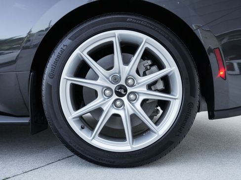 Used 2024 Ford Mustang GT Premium image 13