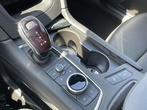 New 2025 Cadillac XT5 Sportv w/ LPO, Onyx Lite Package image 27