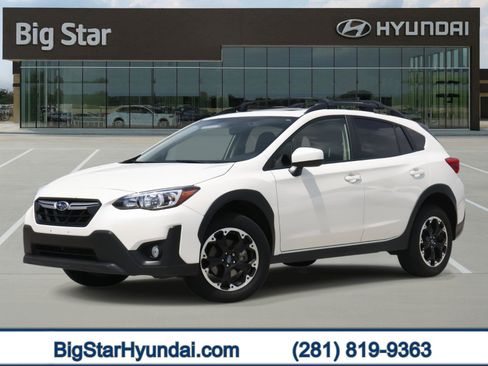 Used 2023 Subaru Crosstrek 2.0i Premium image 1