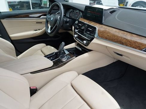Used 2017 BMW 530i xDrive AWD/4WD image 20