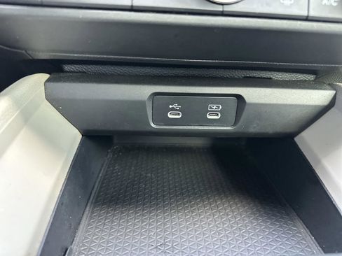 Certified 2023 Honda Accord LX image 29