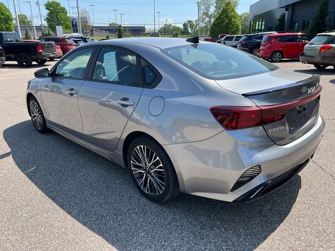 Used 2022 Kia Forte GT-Line w/ GT-Line Technology Package FWD image 5