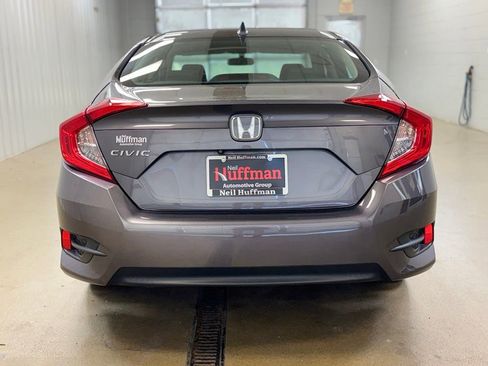 Used 2017 Honda Civic EX image 6