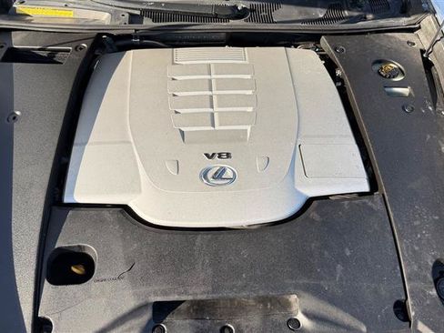 Used 2013 Lexus LS 460 w/ Comfort Pkg RWD image 46