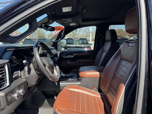 Used 2024 GMC Sierra 2500 Denali Ultimate AWD/4WD image 13