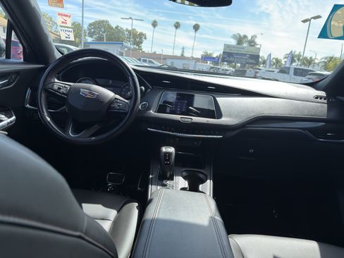 Used 2019 Cadillac XT4 Sport w/ Cold Weather Package FWD image 20