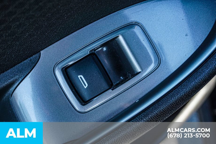 Used 2025 Chevrolet Malibu LT FWD image 49
