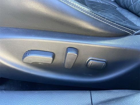 Used 2016 Nissan Maxima Platinum image 14