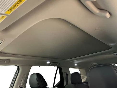 New 2026 Honda Pilot Touring image 22