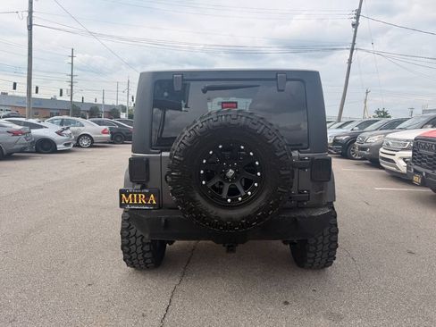 Used 2014 Jeep Wrangler Sport AWD/4WD image 7