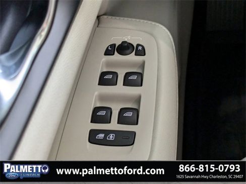 Used 2023 Volvo S60 B5 Ultimate w/ Climate Package image 25
