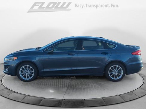 Used 2019 Ford Fusion Energi Titanium image 4