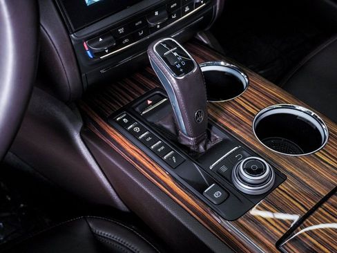 Used 2019 Maserati Quattroporte S Q4 image 24