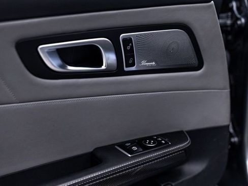 Used 2018 Mercedes-Benz AMG GT C image 25